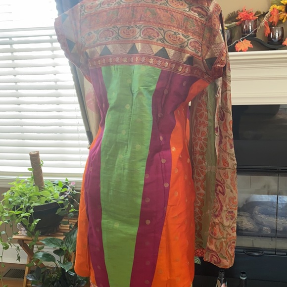 Indian Salwar kameez / shorter length Kurta multicolored NWOT Sz M - Picture 11 of 12